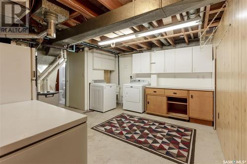 6 Macdonald Crescent, Saskatoon, SK - Indoor Photo Showing Laundry Room