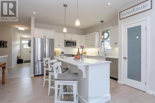 11 Cortland Terrace, St. Thomas, ON - Indoor Photo Showing Kitchen With Upgraded Kitchen