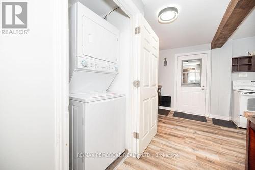 241 Forced Road, Pembroke, ON - Indoor Photo Showing Laundry Room