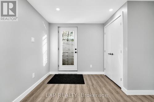 22 Whitehill Avenue, Ottawa, ON - Indoor Photo Showing Other Room