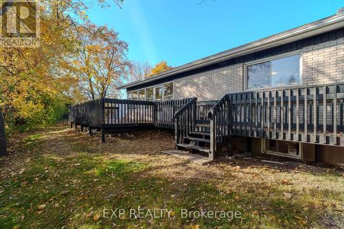 22 Whitehill Avenue, Ottawa, ON - Outdoor With Deck Patio Veranda