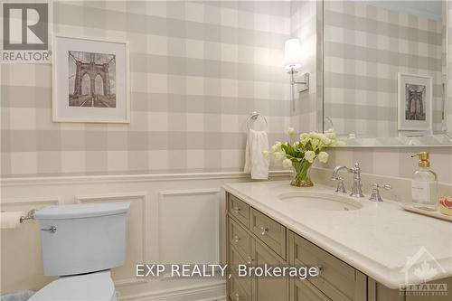 72 Delong Drive, Ottawa, ON - Indoor Photo Showing Bathroom