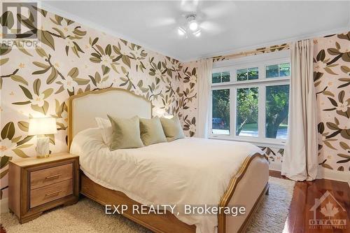 72 Delong Drive, Ottawa, ON - Indoor Photo Showing Bedroom