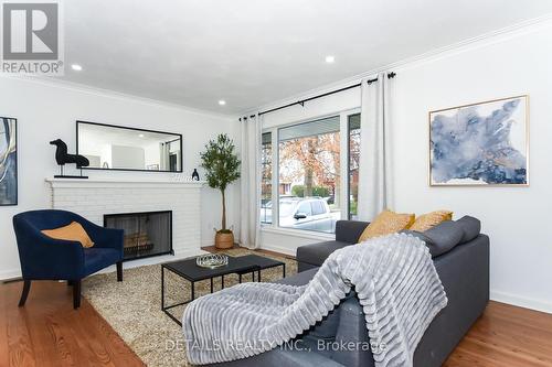 1782 Forman Avenue, Ottawa, ON - Indoor Photo Showing Living Room With Fireplace