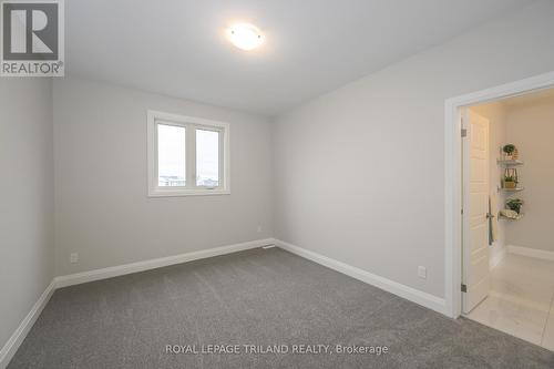 177 Middleton Avenue, London, ON - Indoor Photo Showing Other Room