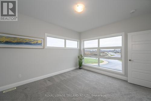 177 Middleton Avenue, London, ON - Indoor Photo Showing Other Room