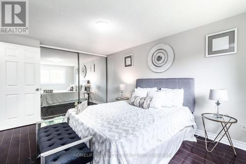 60 Braidwood Lake Road, Brampton, ON - Indoor Photo Showing Bedroom