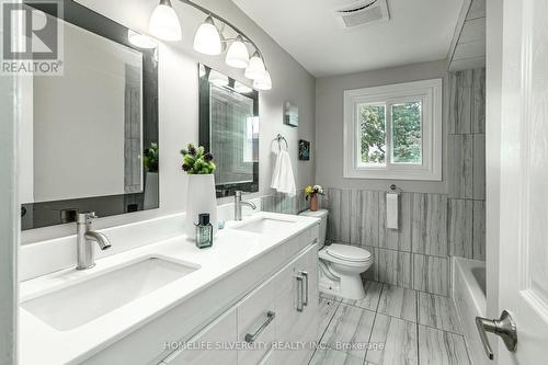 60 Braidwood Lake Road, Brampton, ON - Indoor Photo Showing Bathroom