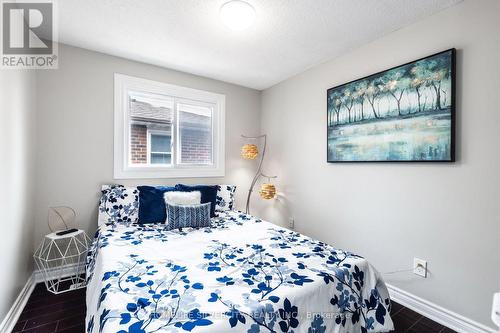 60 Braidwood Lake Road, Brampton, ON - Indoor Photo Showing Bedroom