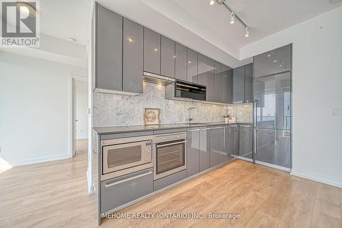 3502 - 115 Mcmahon Drive, Toronto, ON - Indoor Photo Showing Kitchen