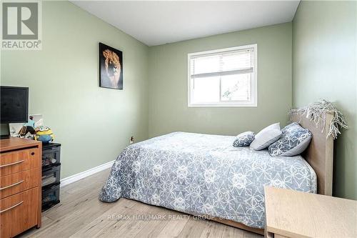 216 Claridge Drive, Ottawa, ON - Indoor Photo Showing Bedroom