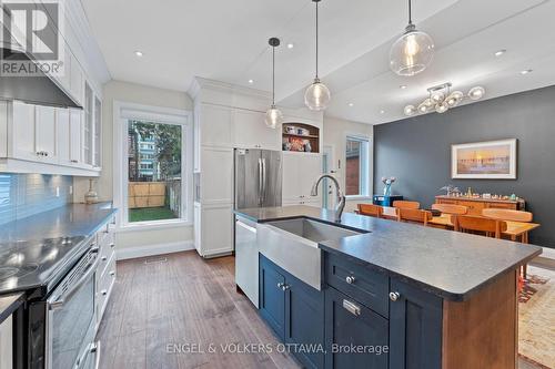 168 Stewart Street, Ottawa, ON - Indoor Photo Showing Kitchen With Upgraded Kitchen