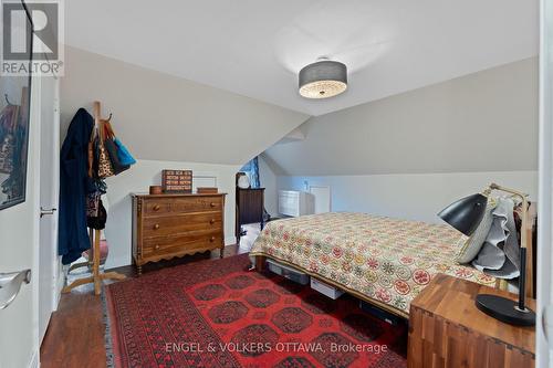 168 Stewart Street, Ottawa, ON - Indoor Photo Showing Bedroom