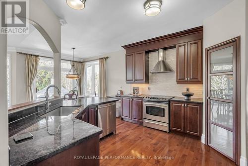 1907 Caprihani Way, Ottawa, ON - Indoor Photo Showing Kitchen With Stainless Steel Kitchen With Upgraded Kitchen