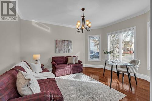 1907 Caprihani Way, Ottawa, ON - Indoor Photo Showing Living Room