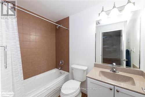 702 - 699 Aberdeen Boulevard, Midland, ON - Indoor Photo Showing Bathroom