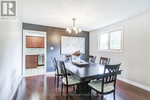 1 Oakmeadow Boulevard, Georgina, ON - Indoor Photo Showing Dining Room