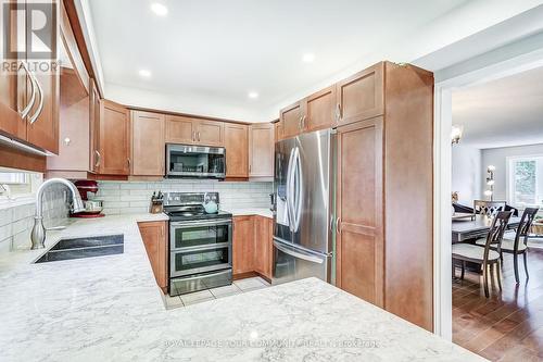 1 Oakmeadow Boulevard, Georgina, ON - Indoor Photo Showing Kitchen With Double Sink