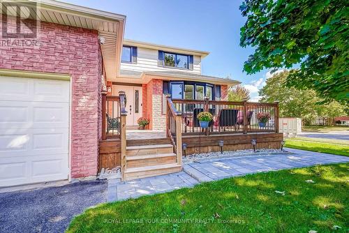 1 Oakmeadow Boulevard, Georgina, ON - Outdoor With Deck Patio Veranda