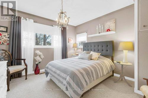 30 Kenneth Boulevard, Quinte West, ON - Indoor Photo Showing Bedroom