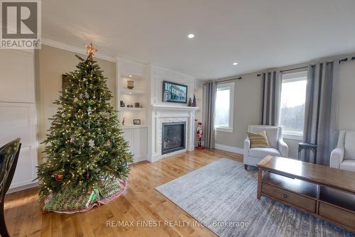 1934 Burbrook Road, Kingston (City North Of 401), ON - Indoor Photo Showing Living Room With Fireplace