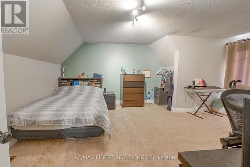 1934 Burbrook Road, Kingston (City North Of 401), ON - Indoor Photo Showing Bedroom