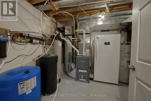 1934 Burbrook Road, Kingston (City North Of 401), ON - Indoor Photo Showing Basement