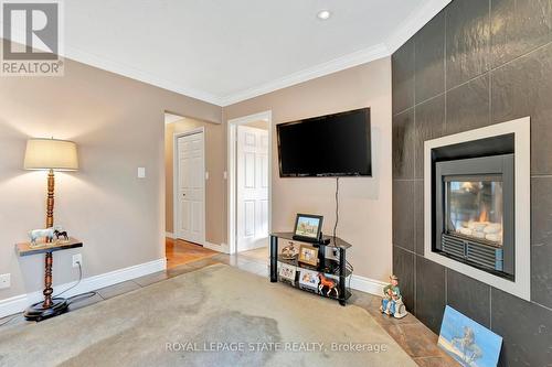 18 - 1030 Colborne Street S, Brantford, ON - Indoor With Fireplace