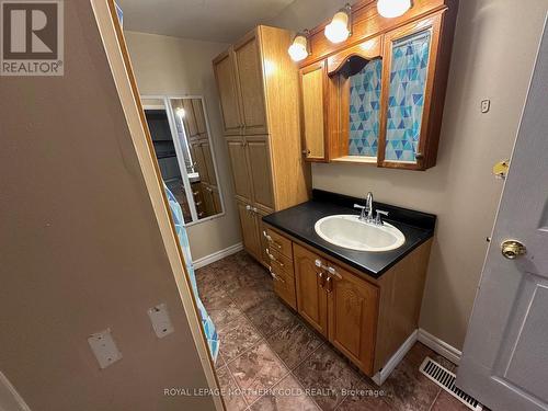 4 Baron Street, Kirkland Lake (Kl & Area), ON - Indoor Photo Showing Bathroom