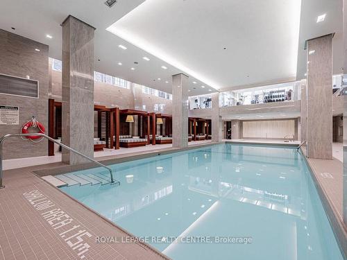 611-170 Avenue Rd, Toronto, ON - Indoor Photo Showing Other Room With In Ground Pool