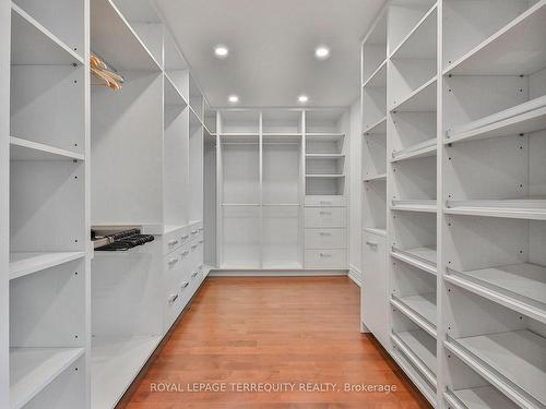 126 Forest Heights Blvd, Toronto, ON - Indoor With Storage