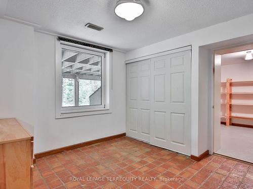 126 Forest Heights Blvd, Toronto, ON - Indoor Photo Showing Other Room