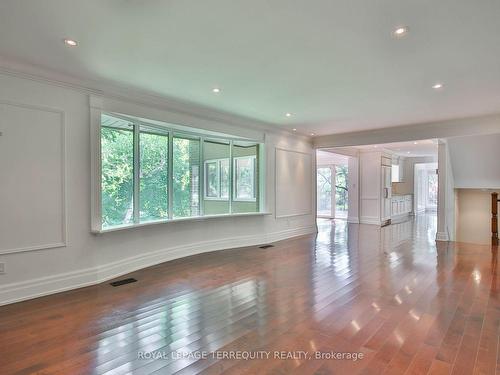 126 Forest Heights Blvd, Toronto, ON - Indoor Photo Showing Other Room