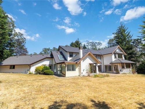 2455 Cotswold Rd, Oak Bay, BC 