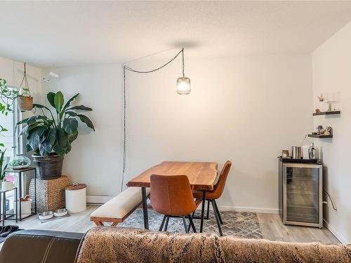 104-3089 Barons Rd, Nanaimo, BC - Indoor Photo Showing Dining Room