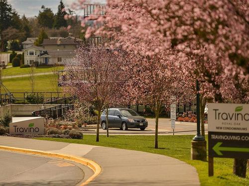 209-745 Travino Lane, Saanich, BC - Outdoor