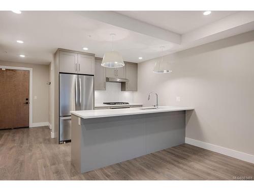 401-741 Travino Lane, Saanich, BC - Indoor Photo Showing Kitchen With Upgraded Kitchen