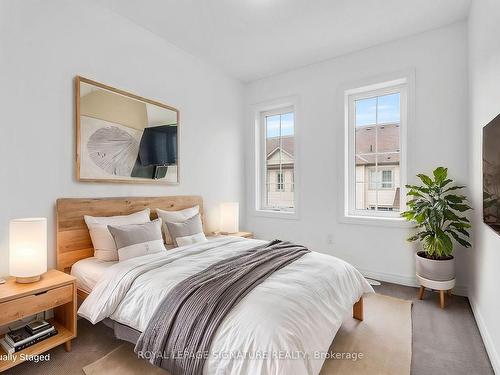 28-420 Linden Dr, Cambridge, ON - Indoor Photo Showing Bedroom