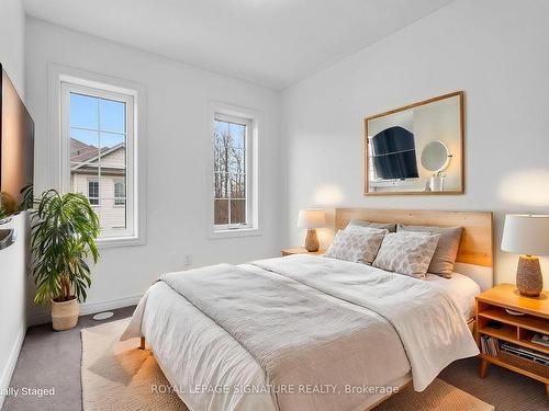 28-420 Linden Dr, Cambridge, ON - Indoor Photo Showing Bedroom