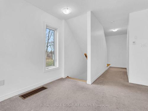 28-420 Linden Dr, Cambridge, ON - Indoor Photo Showing Other Room