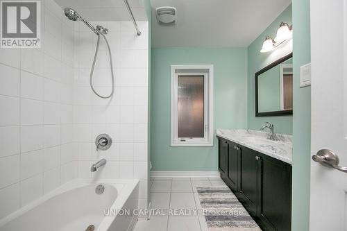 267 Sarah Cline Drive, Oakville, ON - Indoor Photo Showing Bathroom