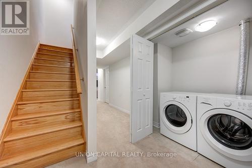 267 Sarah Cline Drive, Oakville, ON - Indoor Photo Showing Laundry Room