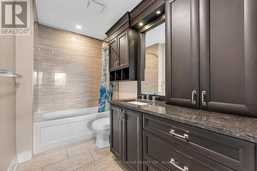 311 - 320 Sugarcreek Trail, London, ON - Indoor Photo Showing Bathroom