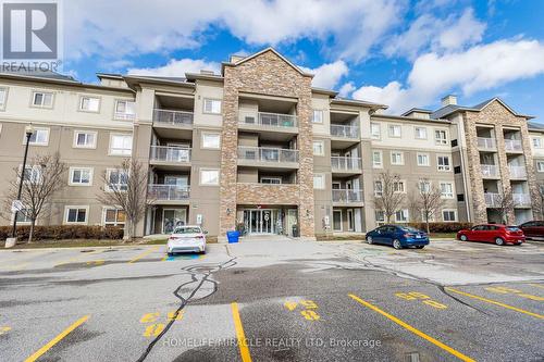 2402 - 6 Dayspring Circle, Brampton, ON - Outdoor With Facade