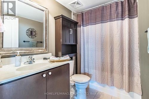 2402 - 6 Dayspring Circle, Brampton, ON - Indoor Photo Showing Bathroom