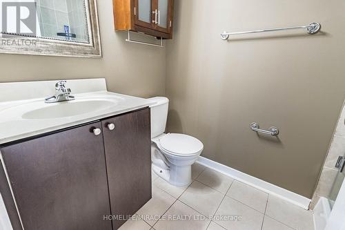 2402 - 6 Dayspring Circle, Brampton, ON - Indoor Photo Showing Bathroom