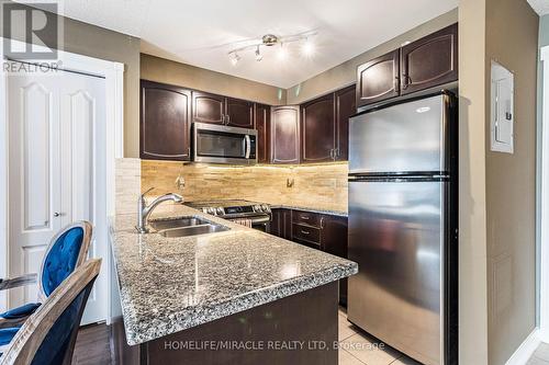 2402 - 6 Dayspring Circle, Brampton, ON - Indoor Photo Showing Kitchen With Double Sink With Upgraded Kitchen