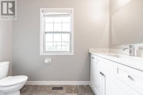 Upper - 48 White Sands Court, Kitchener, ON - Indoor Photo Showing Bathroom