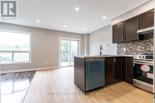 Upper - 48 White Sands Court, Kitchener, ON - Indoor Photo Showing Kitchen