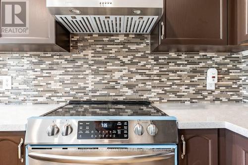 Upper - 48 White Sands Court, Kitchener, ON - Indoor Photo Showing Kitchen